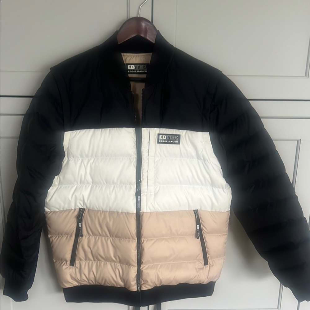 Eddie Bauer Black and White Puffer Jacket with Quilted Design
